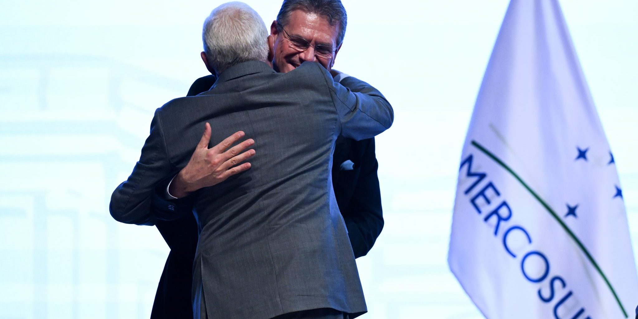 Un momento della firma dell’accordo UE-Mercosur in Paraguay, alla base dell’avvio dell’applicazione provvisoria