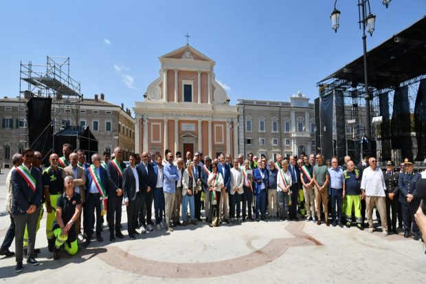 Senigallia 24 auto donate donazione comuni alluvionati