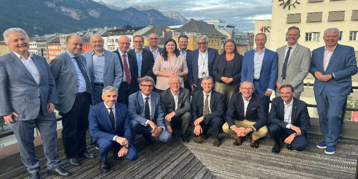I partecipanti all’incontro che si è tenuto ad Innsbruck Euregio